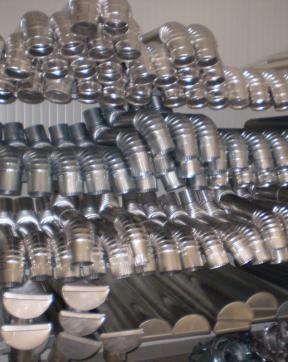 lefolyó csövek, eresz csatornák